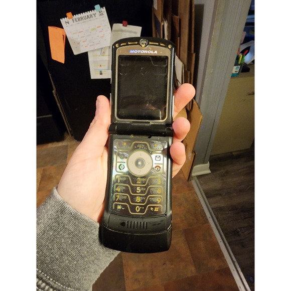 Lot Of 6 Vintage Cell Phones, iPhone Gen 1, Razr, Nokia, LG Sliders US Cellular - Picture 5 of 14